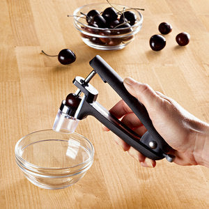 Oxo Good Grips Cherry & Olive Pitter