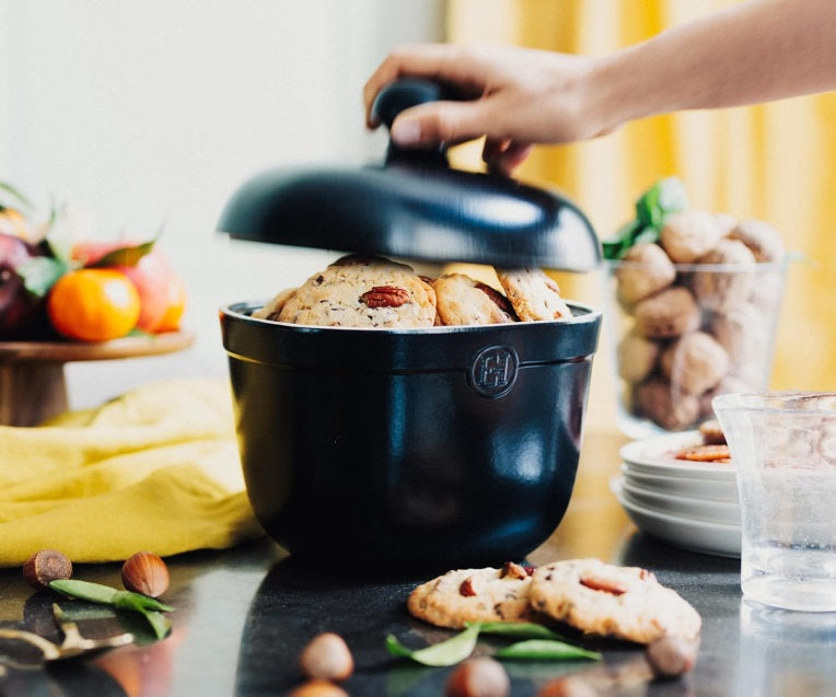 Emile Henry Cookie Jar Truffle Black