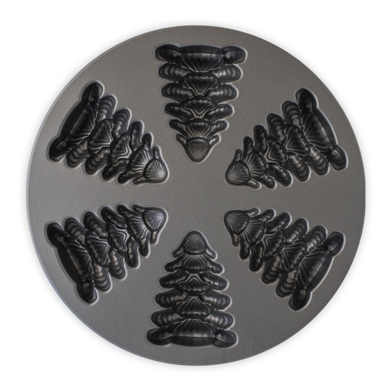 Nordic Ware 2.5-Cup Evergreen Cakelet Pan