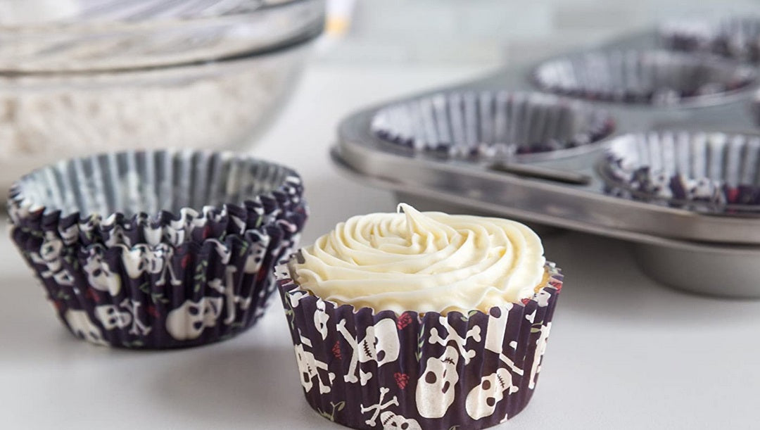 Fox Run Skull &amp; Roses Baking Cup Set of 50