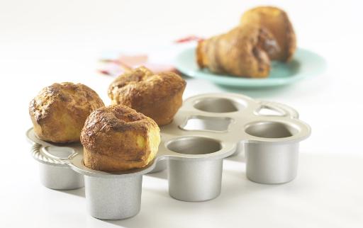 Nordic Ware Grand Popover Pan