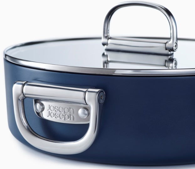 Joseph Joseph Space Shallow Casserole with Lid 4.7L