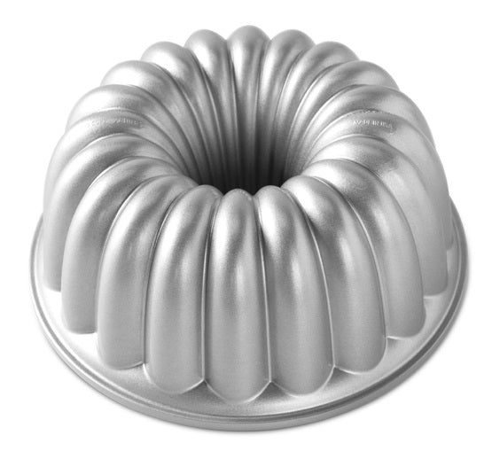 Nordic Ware Elegant Party Bundt Pan