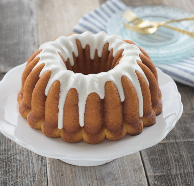 Nordic Ware Elegant Party Bundt Pan