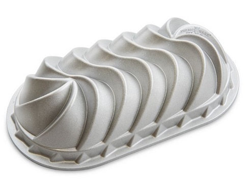 Nordic Ware Heritage Loaf Pan