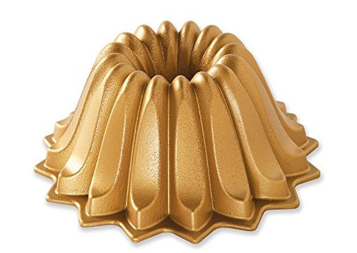 Nordic Ware Lotus Bundt Cake Pan