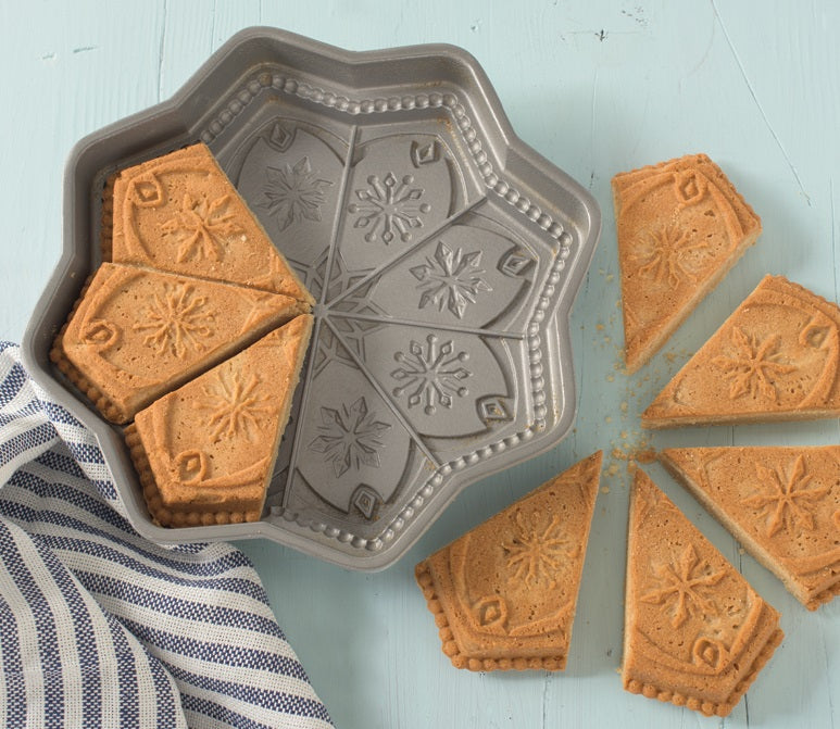 Nordic Ware Sweet Snowflakes Shortbread Pan