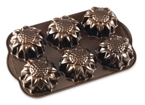 Nordic Ware Sunflower Cakelet Pan