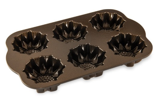 Nordic Ware Sunflower Cakelet Pan