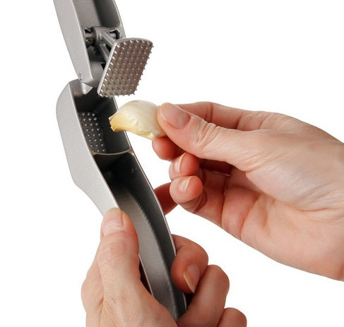 Zyliss Susi 3 Garlic Press