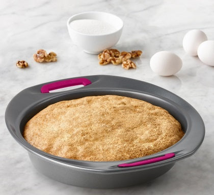 Trudeau Non-Stick Metal Round Cake Pan